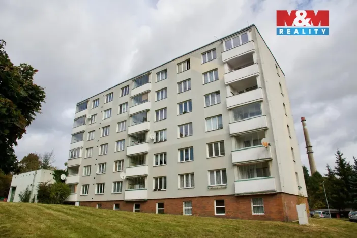 Pronájem bytu 1+1, Karlovy Vary - Bohatice, Lomená, 35 m2