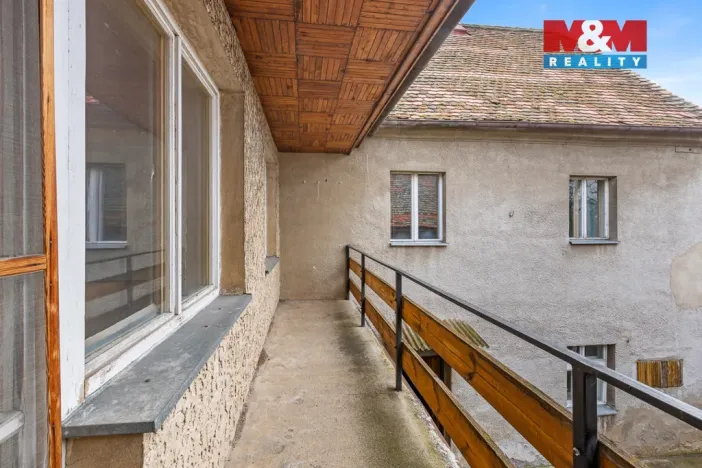 Prodej rodinného domu, Líšťany, Zlatá Ulička, 272 m2