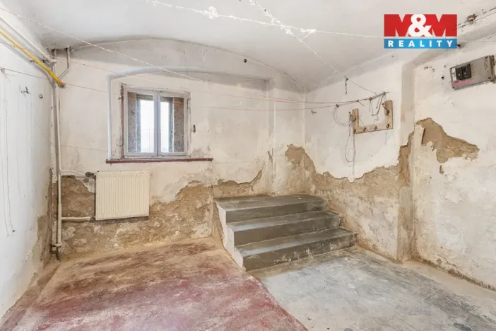 Prodej rodinného domu, Líšťany, Zlatá Ulička, 272 m2