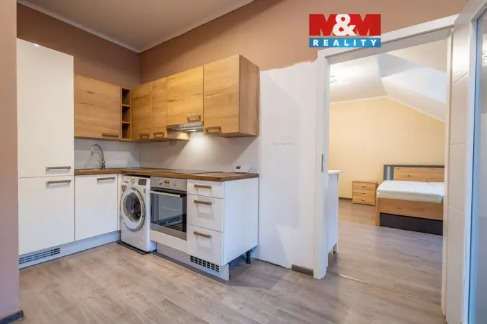 Pronájem bytu 2+kk, Karlovy Vary, Moskevská, 49 m2