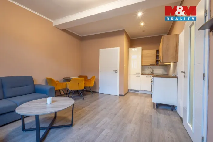 Pronájem bytu 2+kk, Karlovy Vary, Moskevská, 49 m2