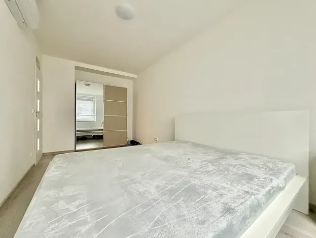 Pronájem bytu 3+1, Jevišovice, 72 m2