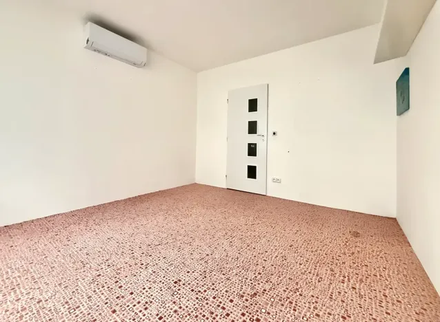 Pronájem bytu 3+1, Jevišovice, 72 m2