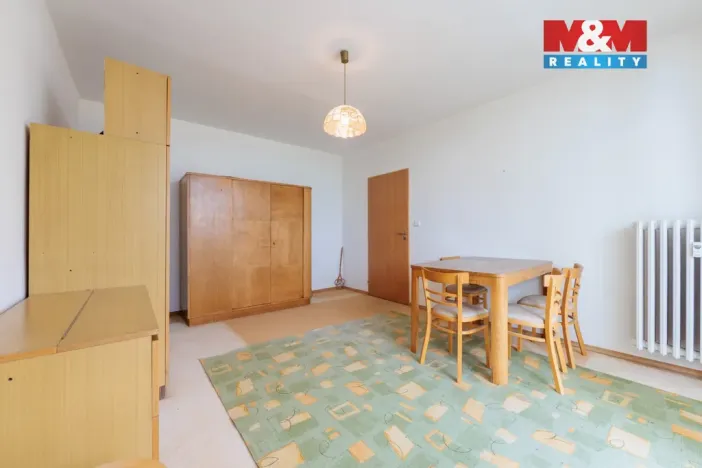 Pronájem bytu 2+1, Cheb, U Stadionu, 60 m2