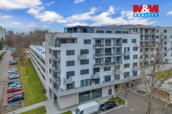 Pronájem bytu 2+kk, Pardubice - Zelené Předměstí, nábřeží Závodu míru, 79 m2