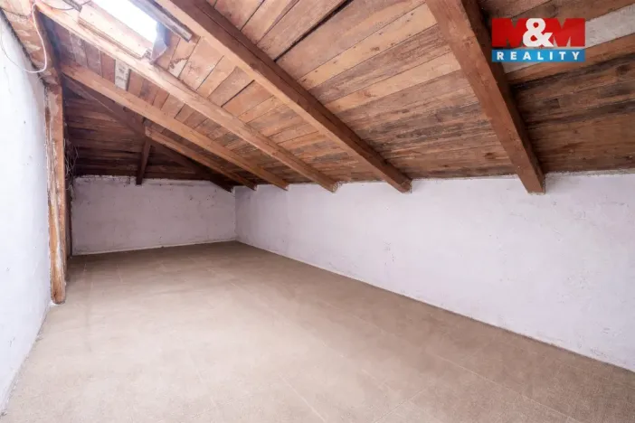 Prodej rodinného domu, Mukařov - Srbín, Na Budech, 200 m2