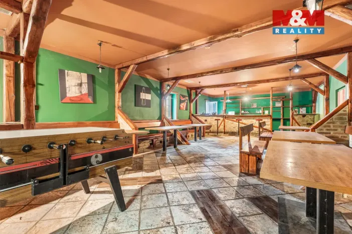 Prodej činžovního domu, Plužná, 700 m2