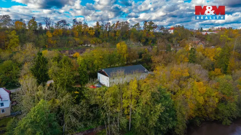 Prodej výrobních prostor, Krnsko, 700 m2