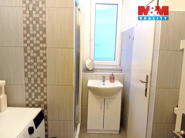 Pronájem bytu 3+kk, Dvůr Králové nad Labem, Dr. Kramáře, 68 m2