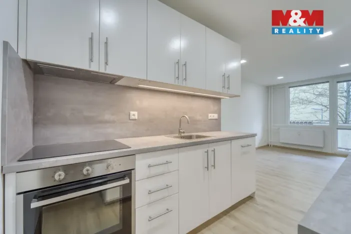 Pronájem bytu 2+kk, Králův Dvůr, Pod Hájem, 40 m2