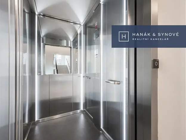 Pronájem bytu 2+kk, Pohořelice, U Kasáren, 56 m2