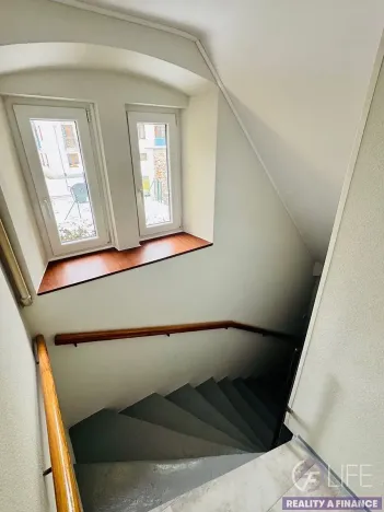 Pronájem bytu 1+1, Vrchlabí, Jihoslovanská, 48 m2