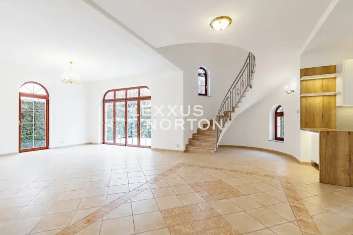 Pronájem vily, Praha - Nebušice, Nebušická, 270 m2