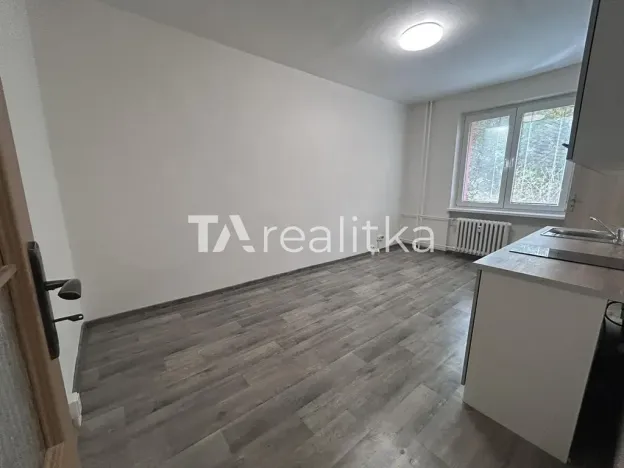 Pronájem bytu 1+kk, Třinec, Palackého, 24 m2