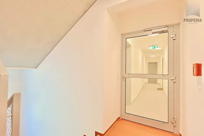 Pronájem bytu 1+kk, Brno, Bystrcká, 30 m2