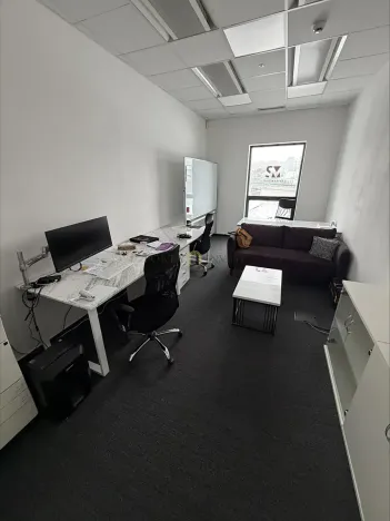 Pronájem kanceláře, Praha - Holešovice, 20 m2