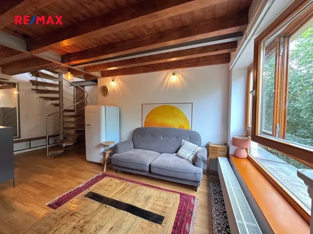 Pronájem bytu 2+kk, Praha - Smíchov, Hořejší nábřeží, 44 m2