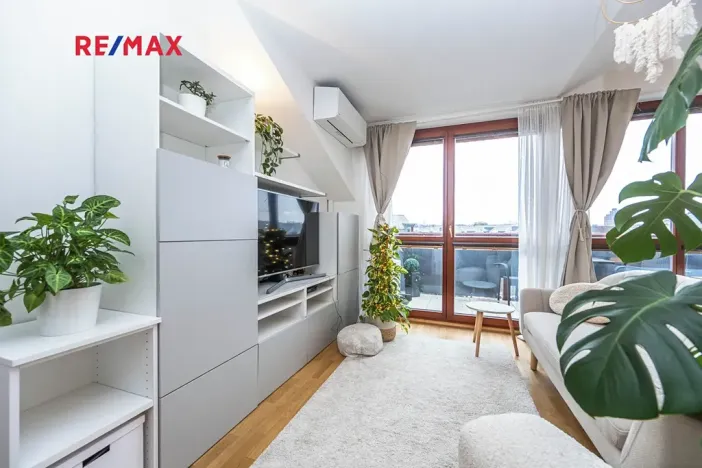 Prodej bytu 2+kk, Praha - Libeň, Podvinný mlýn, 45 m2