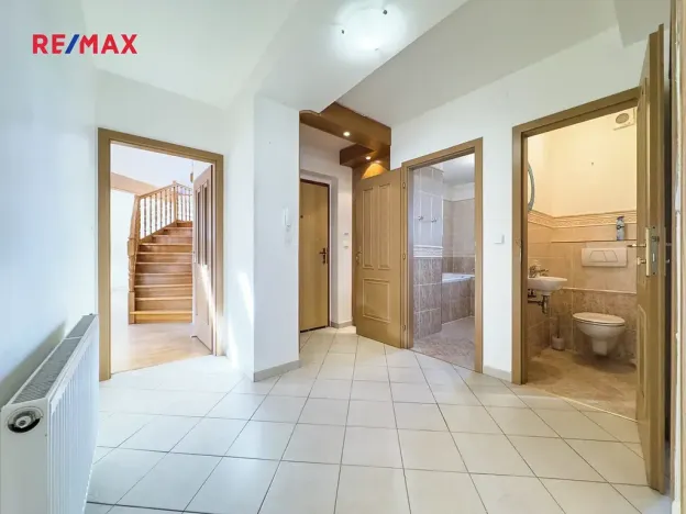 Prodej atypického bytu, Praha - Smíchov, Na Březince, 135 m2