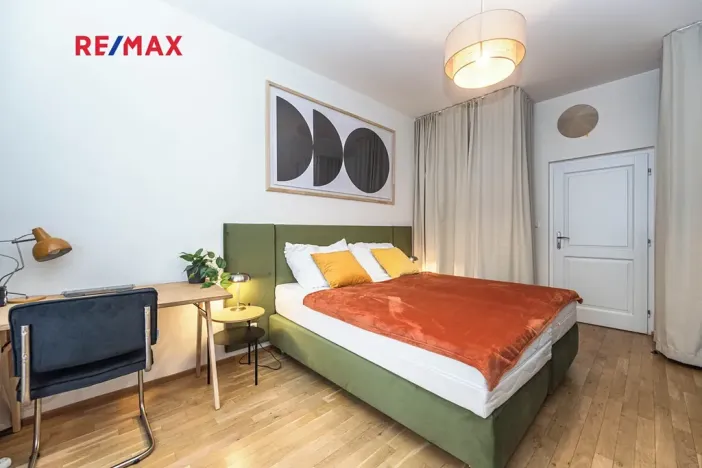 Pronájem bytu 3+kk, Praha - Žižkov, Milíčova, 75 m2