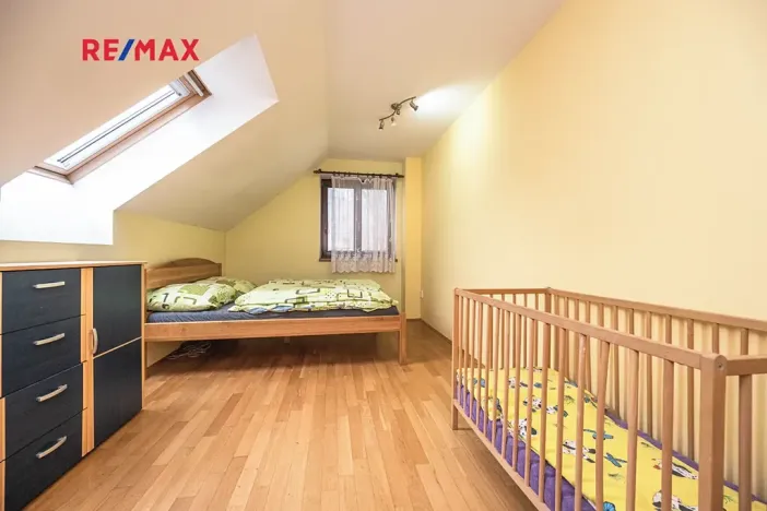 Pronájem rodinného domu, Mirošovice, Senohrabská, 150 m2