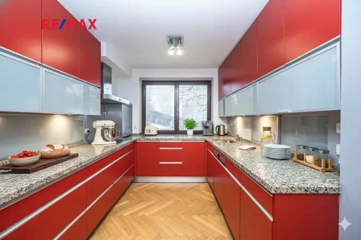 Pronájem rodinného domu, Mirošovice, Senohrabská, 150 m2