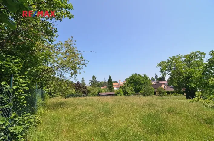 Prodej pozemku pro bydlení, Praha - Lochkov, Na dražkách, 1550 m2