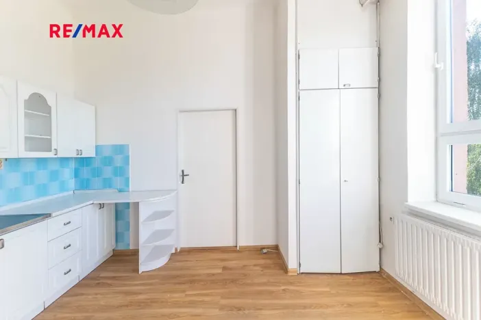 Prodej rodinného domu, Jaroměř, Husova, 700 m2