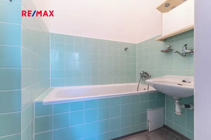 Prodej rodinného domu, Jaroměř, Husova, 700 m2