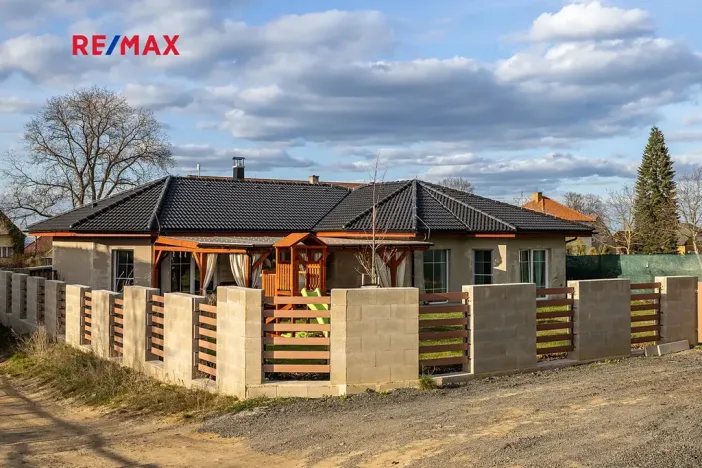 Prodej rodinného domu, Kostelec nad Černými lesy, 140 m2