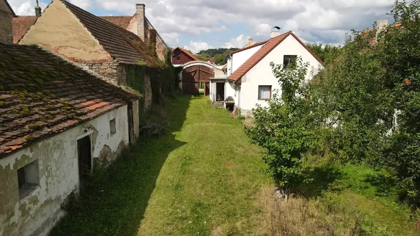 Prodej zemědělské usedlosti, Drhovle, 963 m2