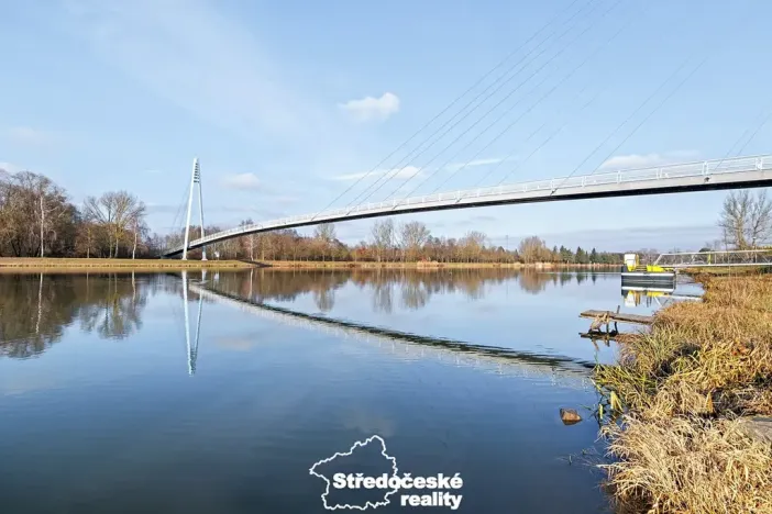 Prodej komerčního pozemku, Čelákovice, 1686 m2