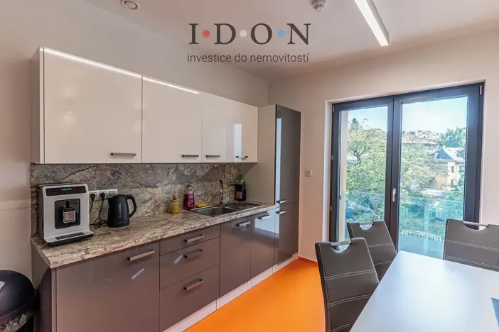 Pronájem kanceláře, Frýdek-Místek, Riegrova, 212 m2