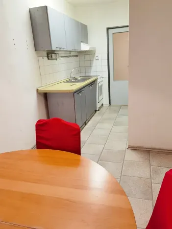 Pronájem bytu 3+1, Praha, Proutěná, 72 m2