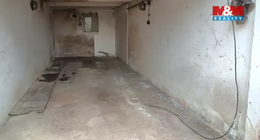 Prodej garáže, Kladno, Kordačova, 30 m2