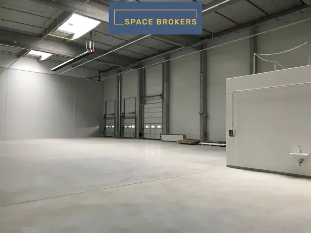 Pronájem skladu, Uničov, 13212 m2