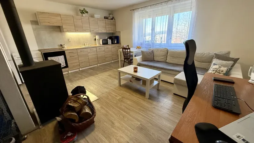 Pronájem bytu 2+kk, Větrný Jeníkov, 70 m2