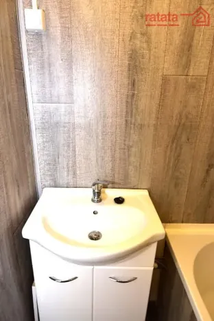 Pronájem bytu 2+1, Chomutov, Beethovenova, 49 m2