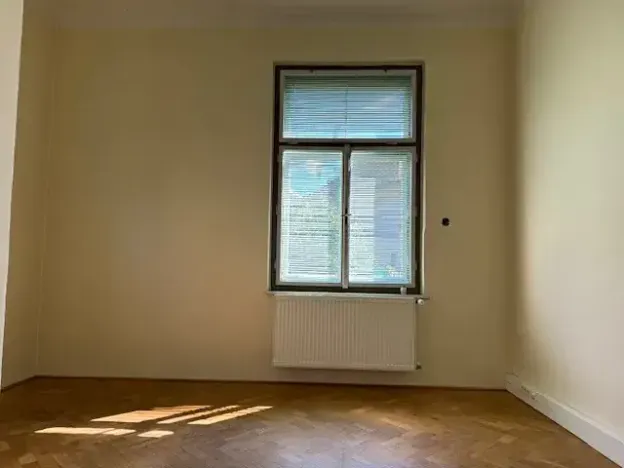 Pronájem kanceláře, Liberec, nám. Štefánikovo, 14 m2