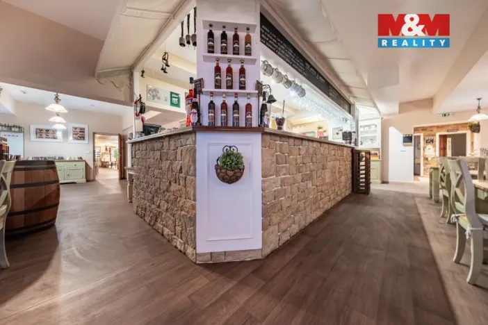 Pronájem restaurace, Praha - Žižkov, Roháčova, 616 m2