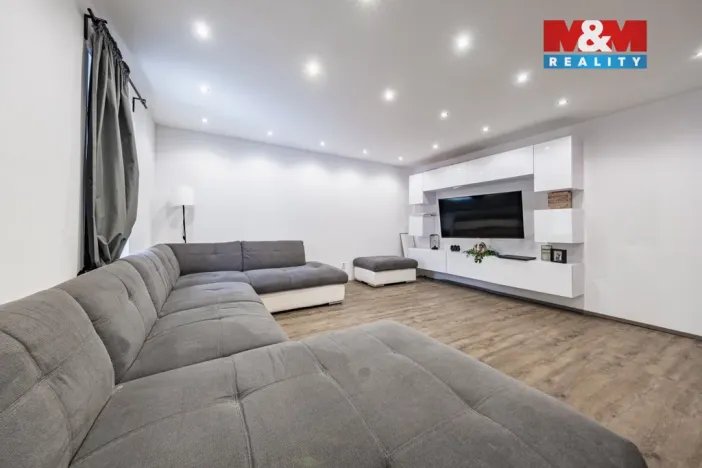 Prodej rodinného domu, Oleška - Krymlov, 250 m2