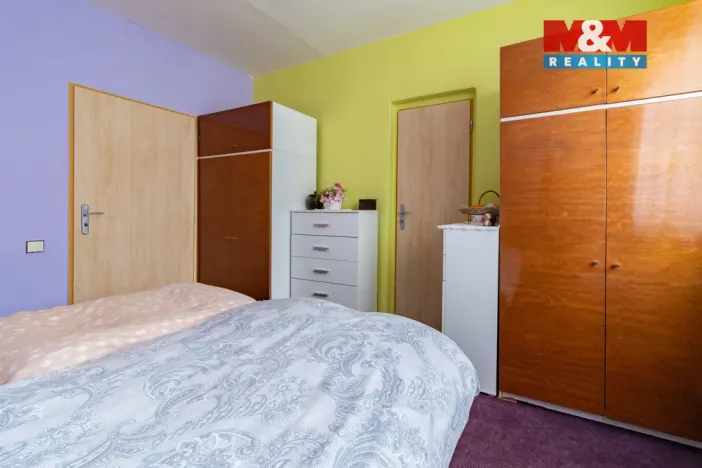 Prodej bytu 3+1, Aš, Palackého, 67 m2