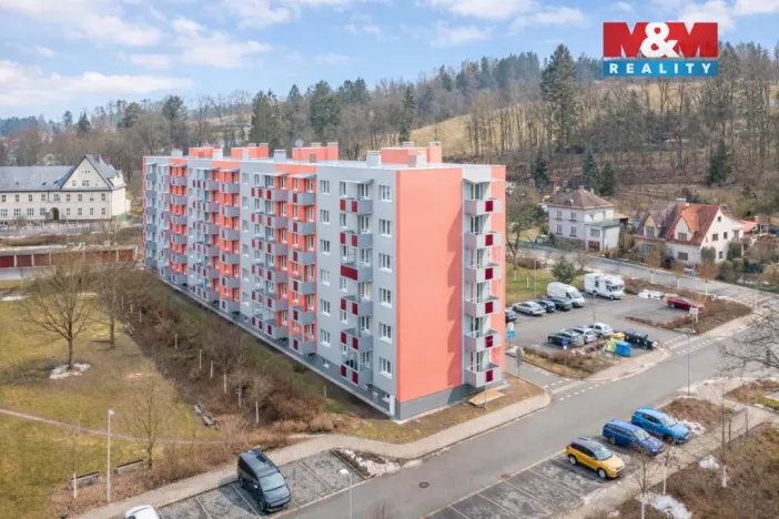 Prodej bytu 2+1, Hostinné, Sídliště, 52 m2
