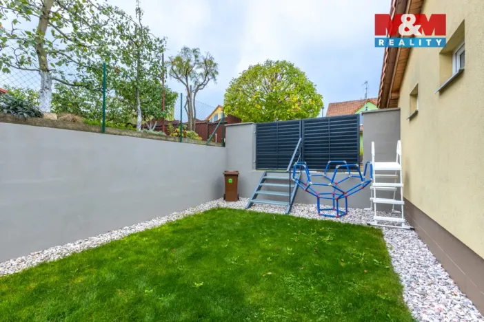 Prodej bytu 3+kk, Nehvizdy, Pražská, 63 m2