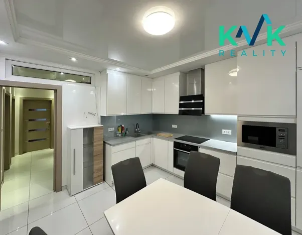 Pronájem bytu 3+1, Ostrov, Jungmannova, 74 m2