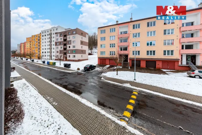 Prodej bytu 1+1, Loket, Sportovní, 38 m2