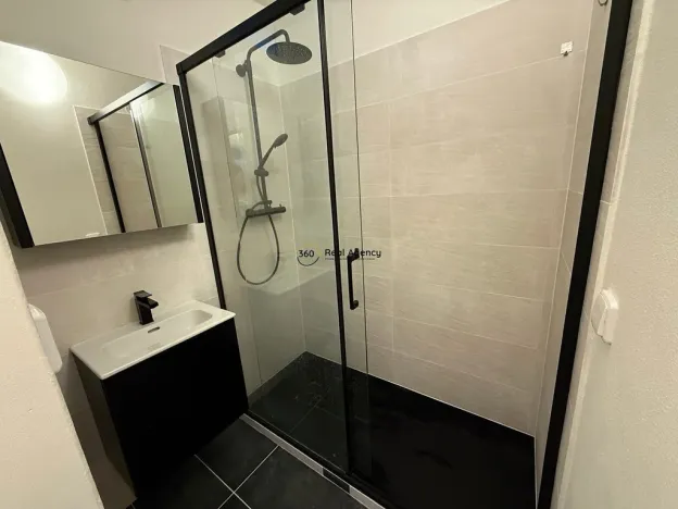 Pronájem bytu 1+kk, Praha - Zbraslav, Tunelářů, 30 m2