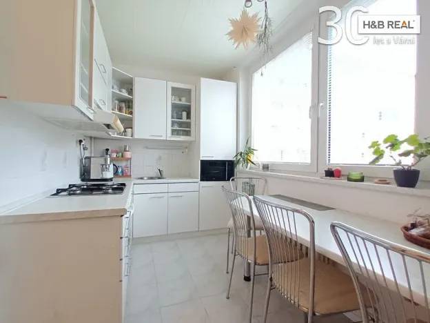 Prodej bytu 2+1, Otrokovice, 56 m2