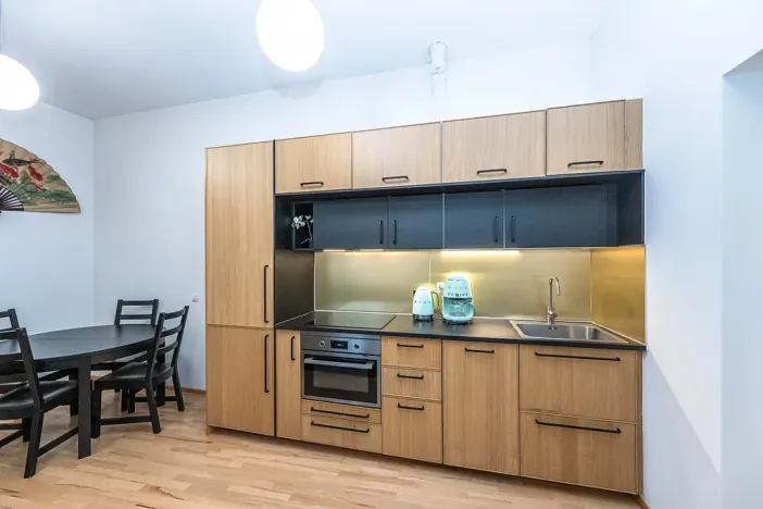 Pronájem bytu 2+kk, Praha, Tyršova, 56 m2