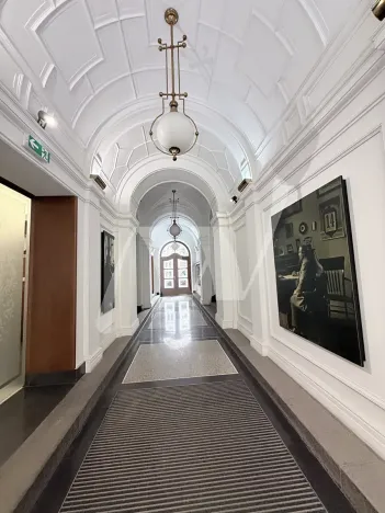 Pronájem kanceláře, Praha - Nové Město, Lazarská, 379 m2